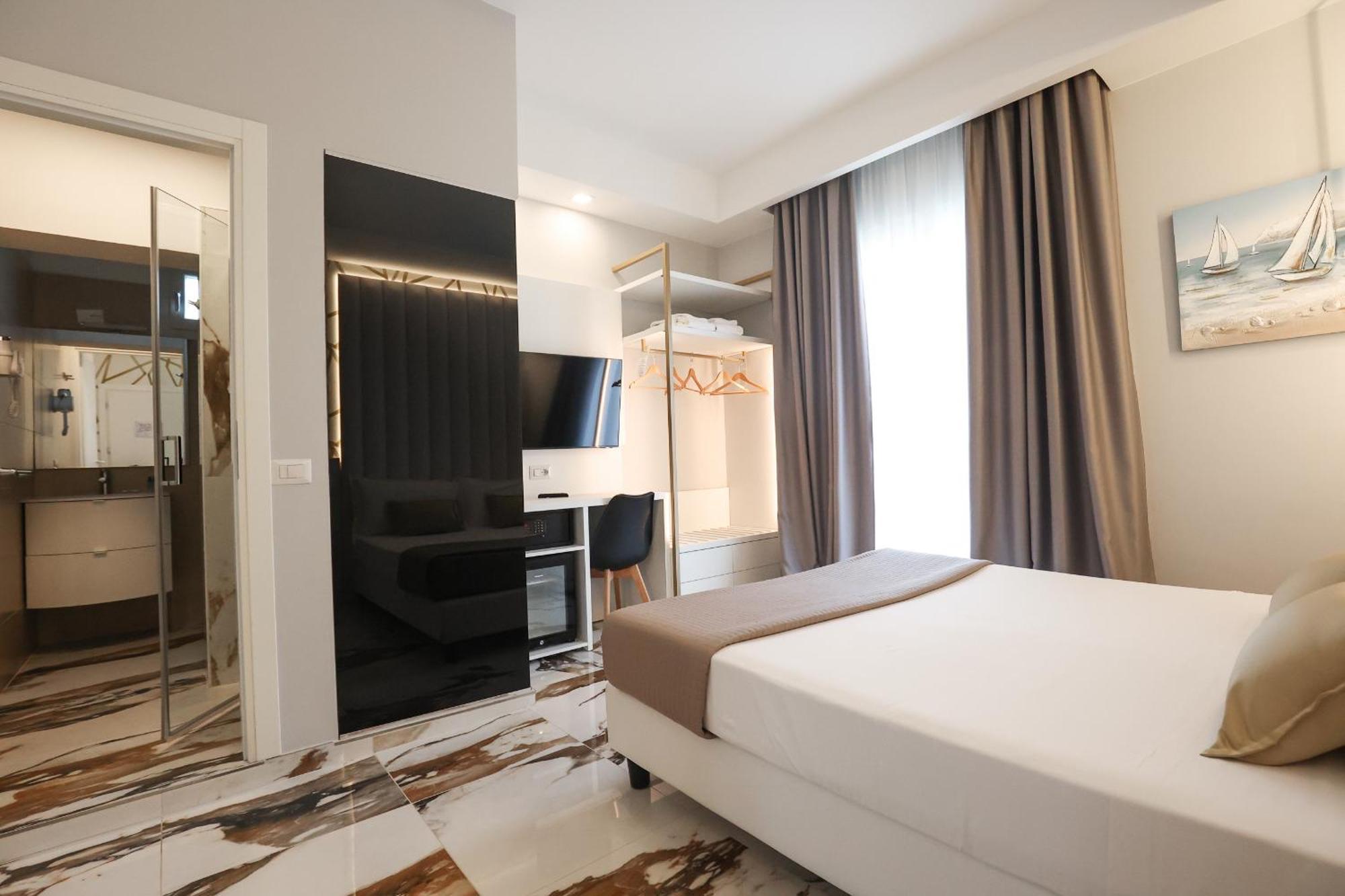 Hotel Cenisio 里米尼 外观 照片