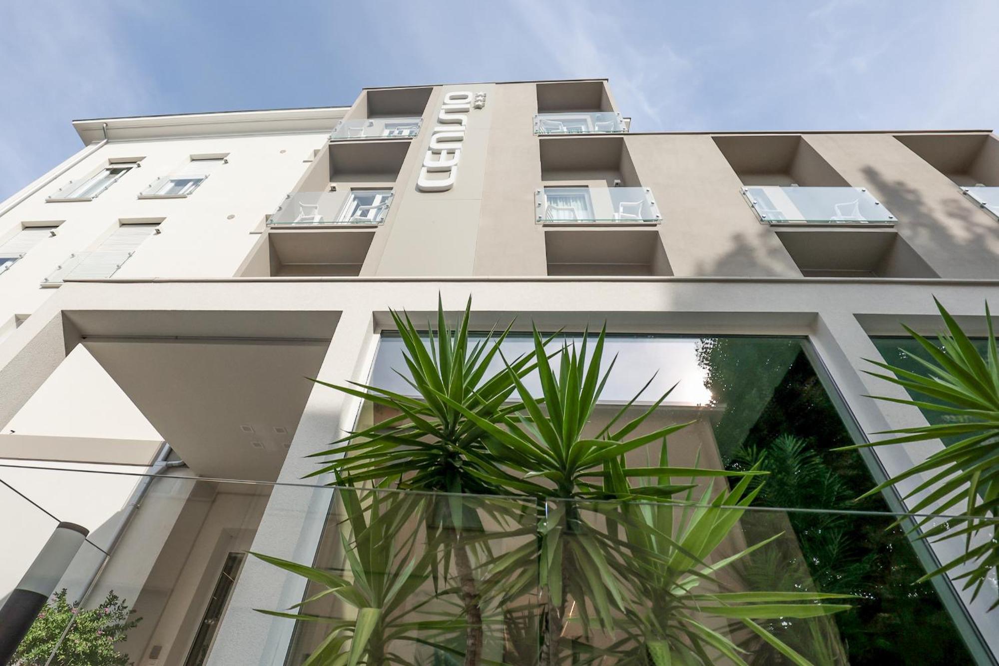 Hotel Cenisio 里米尼 外观 照片